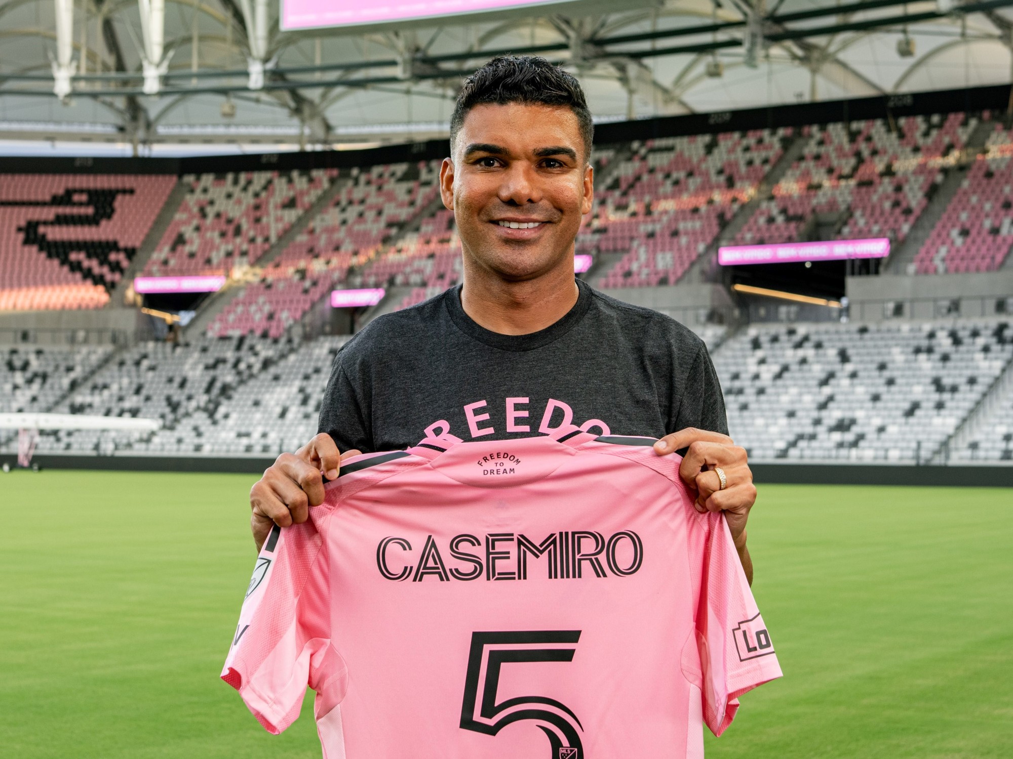 Casemiro con la camiseta de Inter Miami. Foto: Clarín