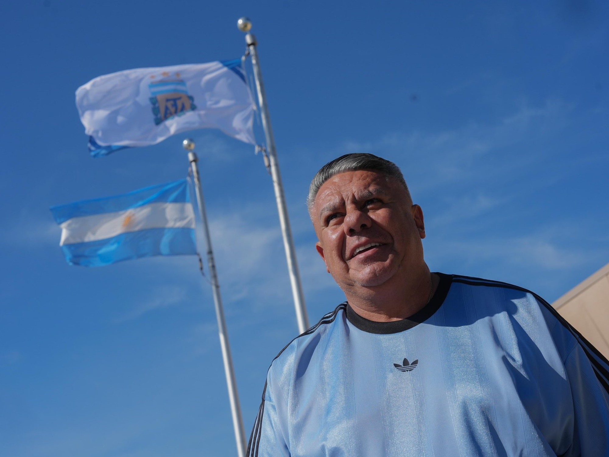 Chiqui Tapia celebrando la victoria argentina. Foto: Clarín