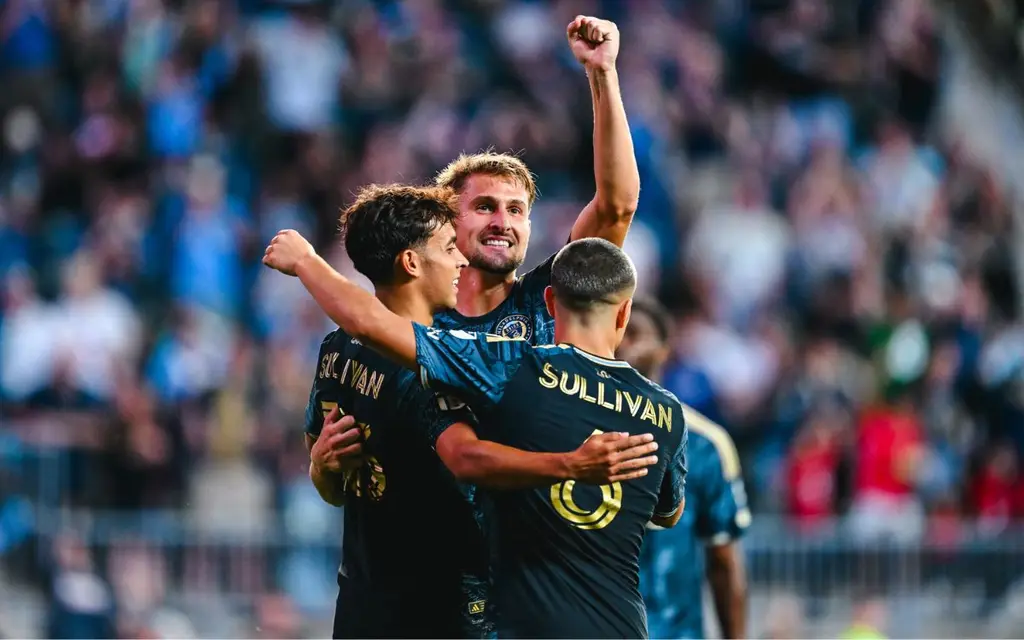 Bruno Damiani festeja un gol con el Philadelphia Union, junto a sus compañeros. Foto: El País (archivo)