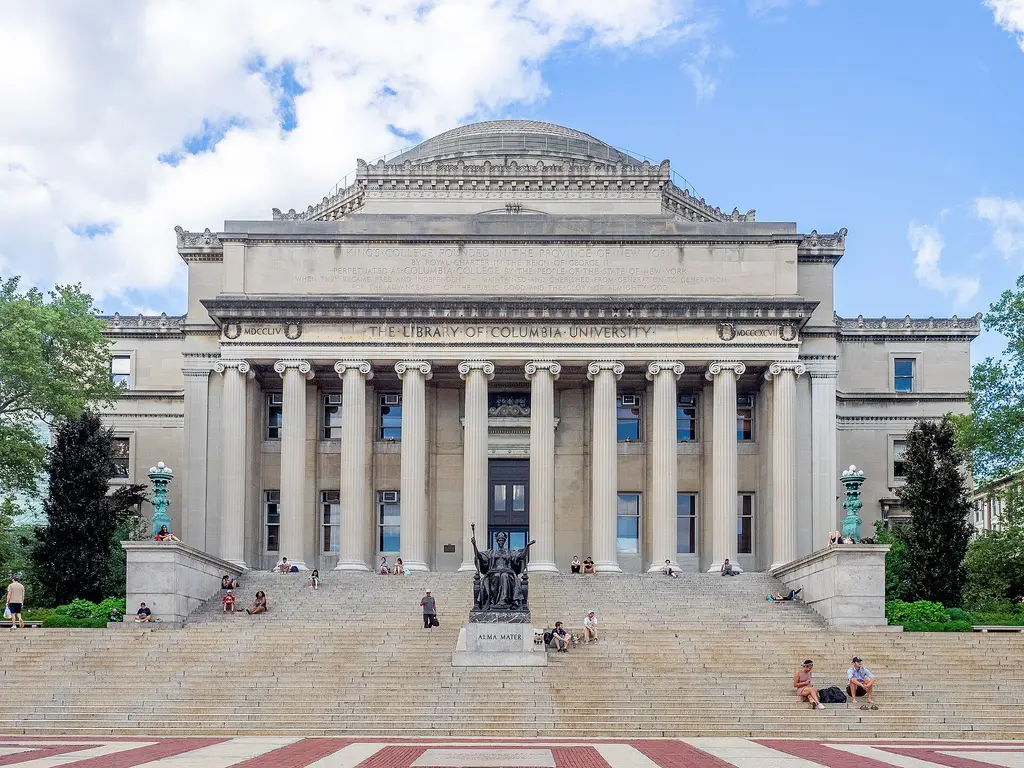 Biblioteca Low Memorial de la Universidad de Columbia, en Nueva York, donde enseña Michael Woodford. Foto: Ajay Suresh / Wikimedia Commons (CC BY 2.0) (archivo)