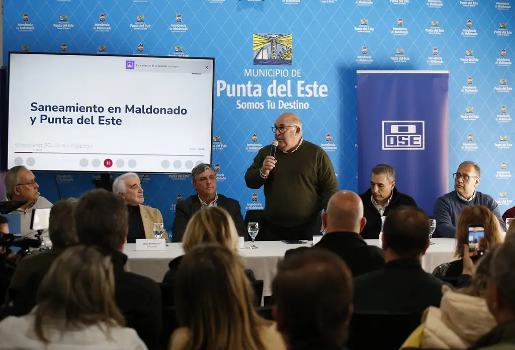 Anuncio oficial de las obras de ampliación de la red de saneamiento en Punta del Este. Foto: Intendencia de Maldonado