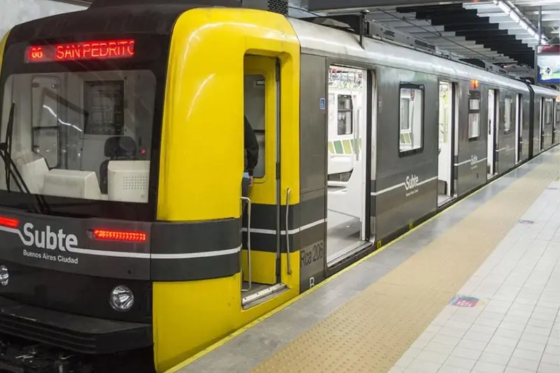 Un tren del subte de Buenos Aires. Foto: La Nación