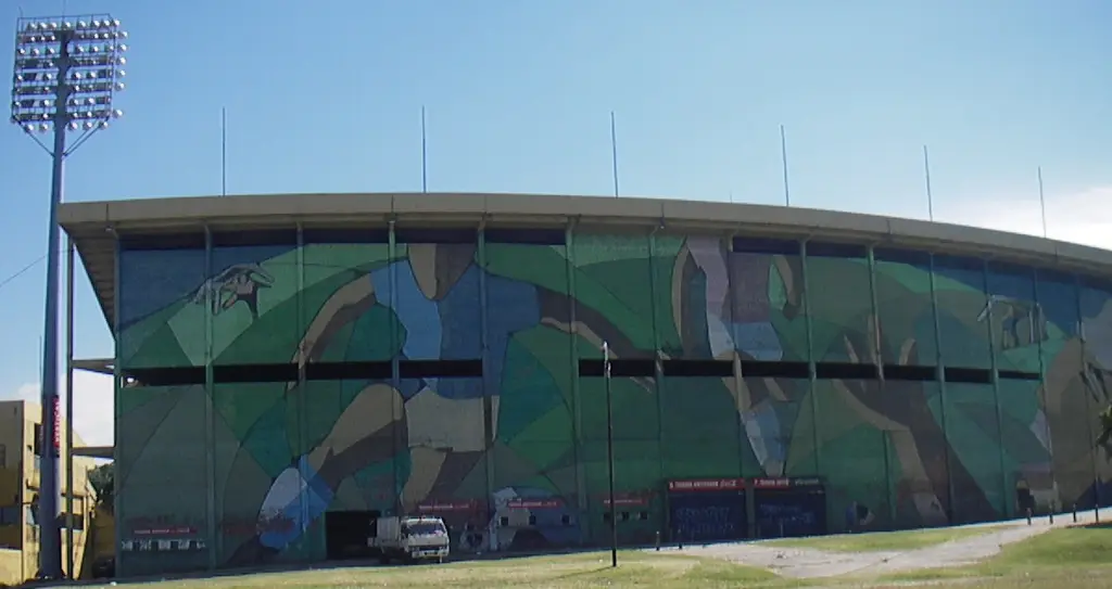 Estadio Centenario de Montevideo, sede de Peñarol–Albion sin público aurinegro. Foto: Wikimedia Commons