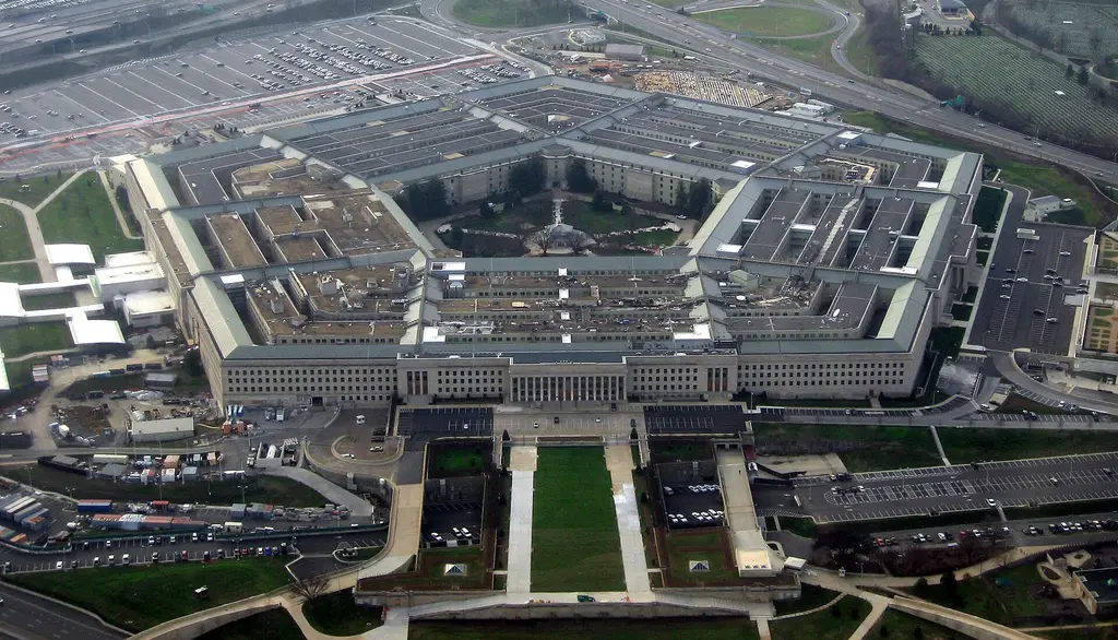 Vista aérea del edificio del Pentágono, sede del Departamento de Defensa de Estados Unidos, en Arlington, Virginia. Foto: David B. Gleason / Wikimedia Commons (CC BY-SA 2.0) (archivo)