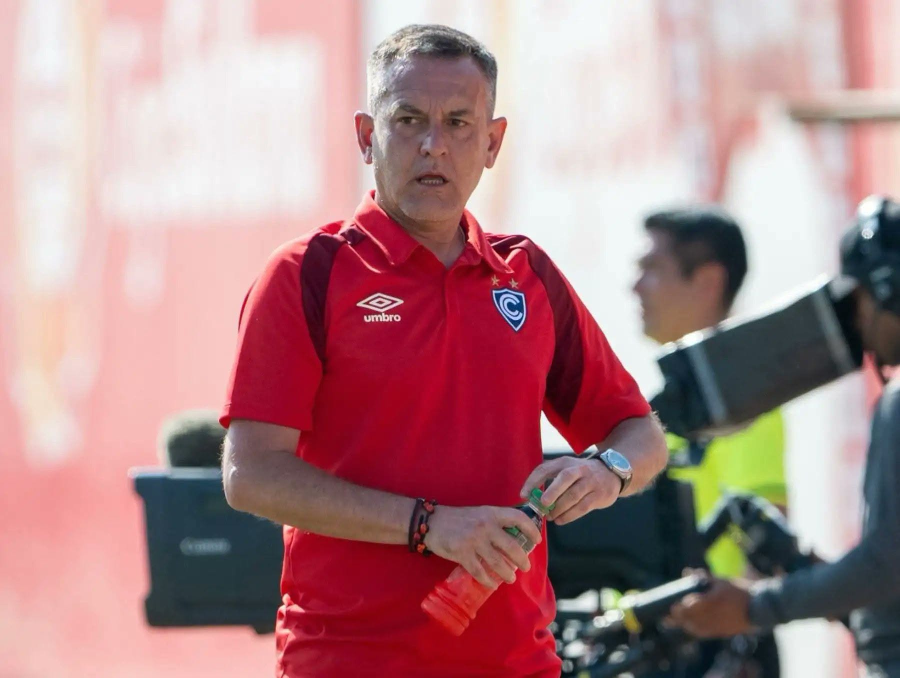 Horacio Melgarejo, entrenador de Cienciano, habla en conferencia de prensa