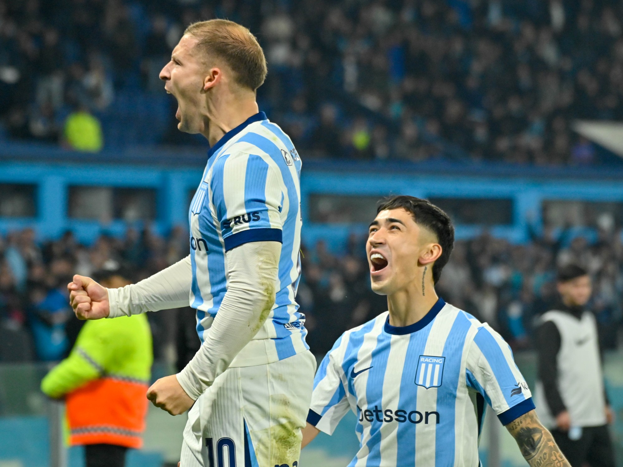 Partido entre Racing Club y Gimnasia de La Plata en el Cilindro de Avellaneda. Foto: Clarín