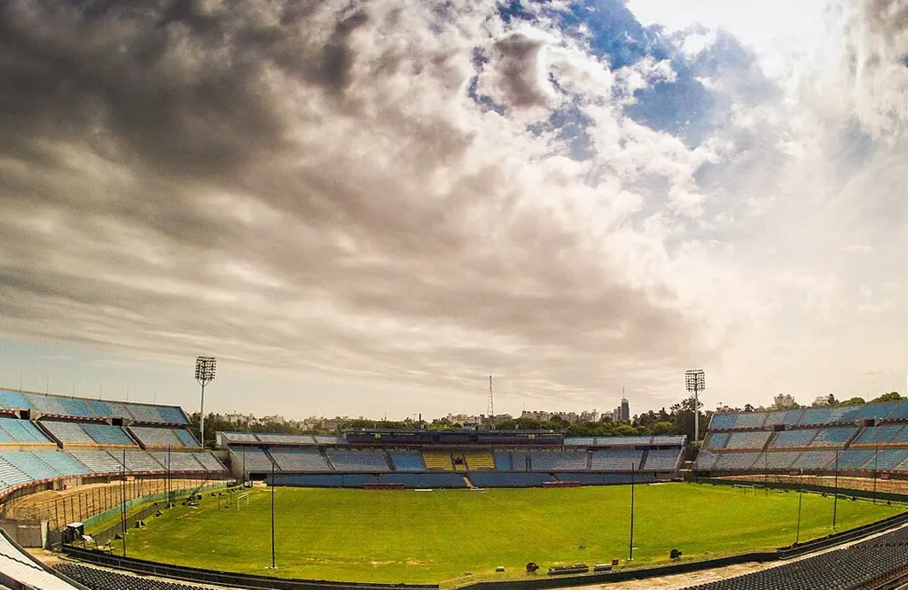Estadio Centenario en Montevideo. Foto: Wikimedia Commons