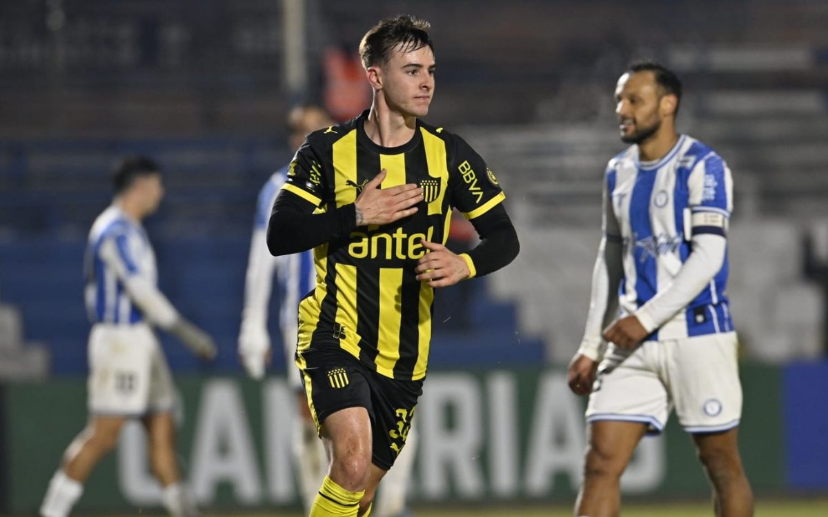 Partido y cobertura del Torneo Intermedio en la Liga AUF Uruguaya. Foto: El País