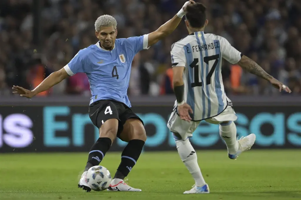 Uruguay y Argentina en un partido anterior. Foto: El País