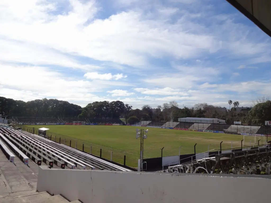Parque Alfredo Víctor Viera, estadio donde Wanderers y Nacional empataron 1-1. Foto: Wikimedia Commons