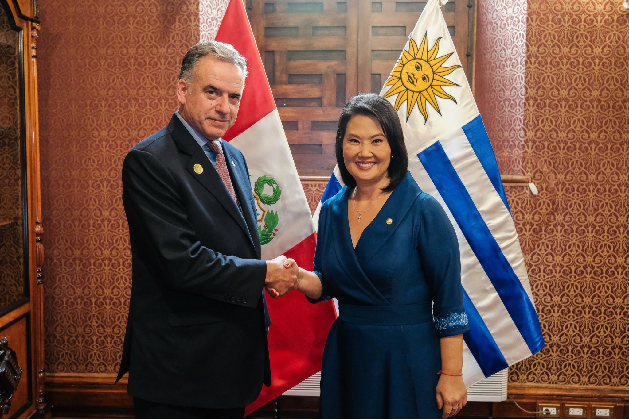 Reunión entre Yamandú Orsi y Keiko Fujimori en el Palacio de Torre Tagle, Lima. Foto: El Observador